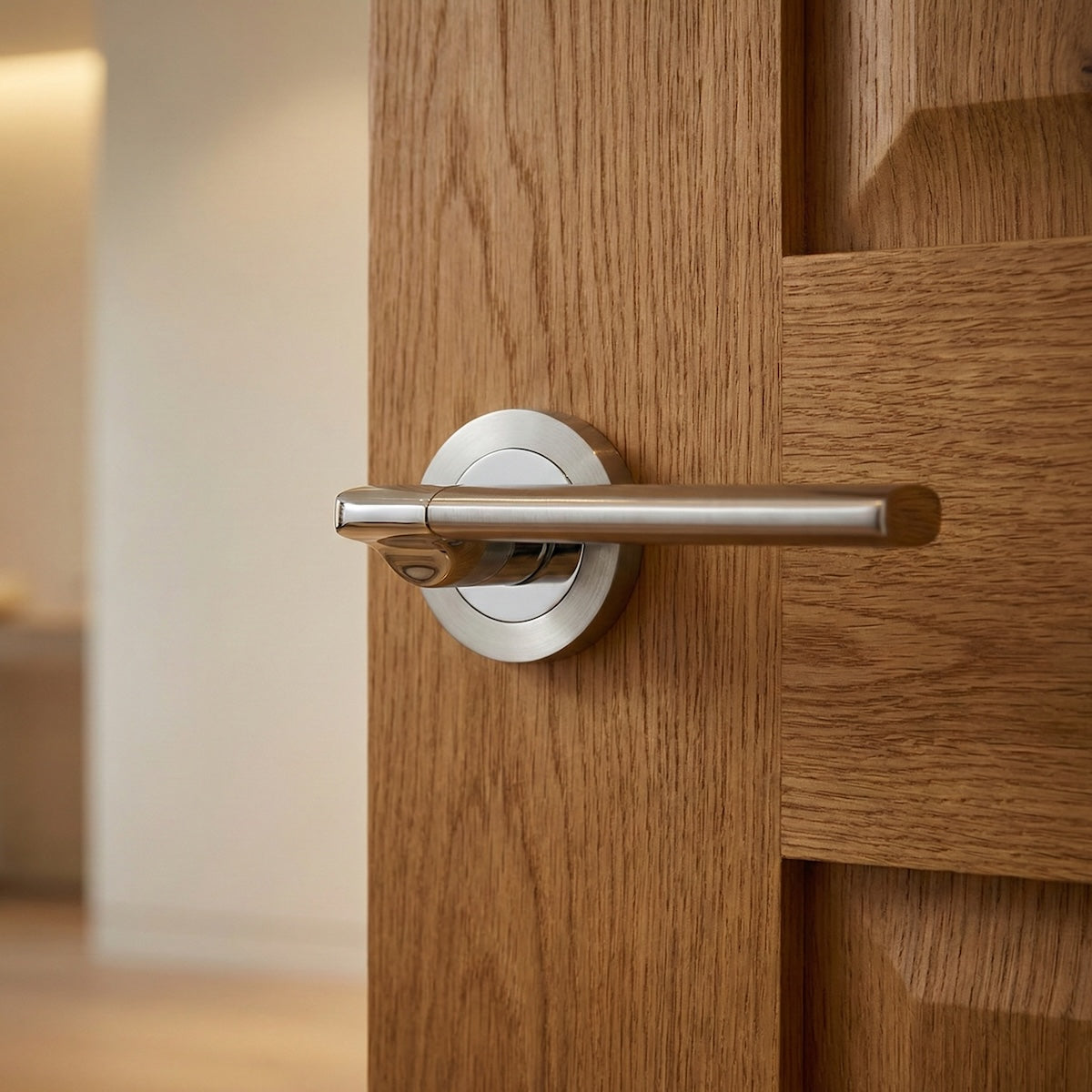 Poignée modèle « 240A » avec rosace ronde finition nickel combinée pour portes