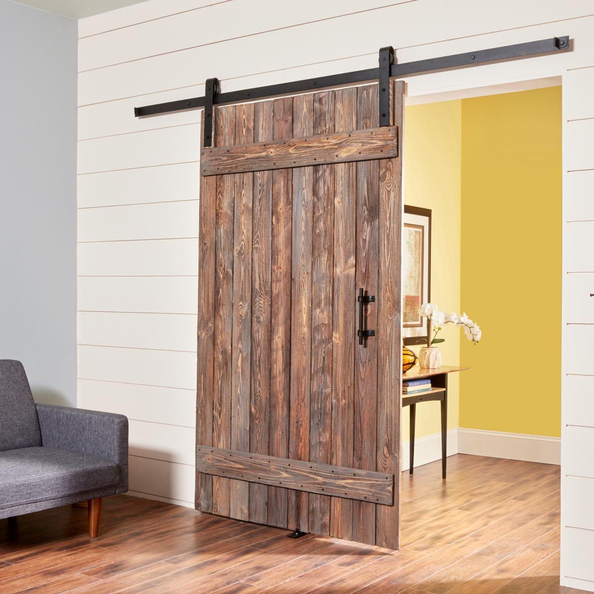 Quincaillerie noire avec amortisseurs pour porte coulissante extérieure de grange en bois