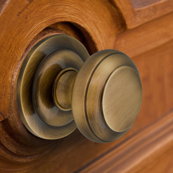 Boutons de portes extérieures et d'entrée