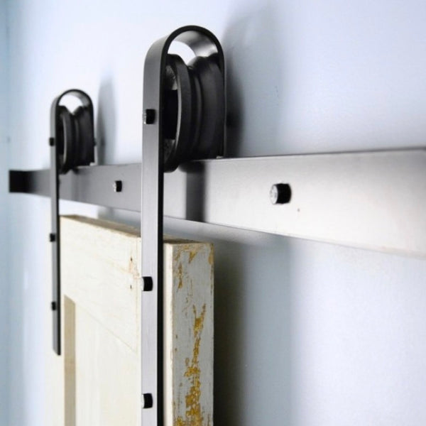 Rails et kits pour portes coulissantes