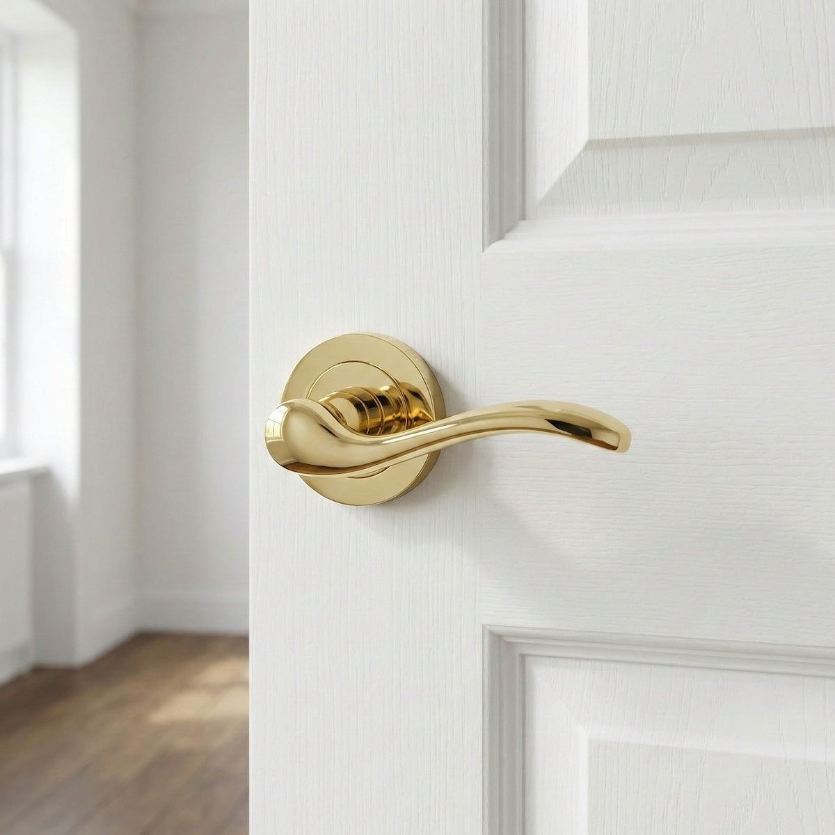 Poignée de porte en aluminium '3001' avec rosace ronde dorée brillante