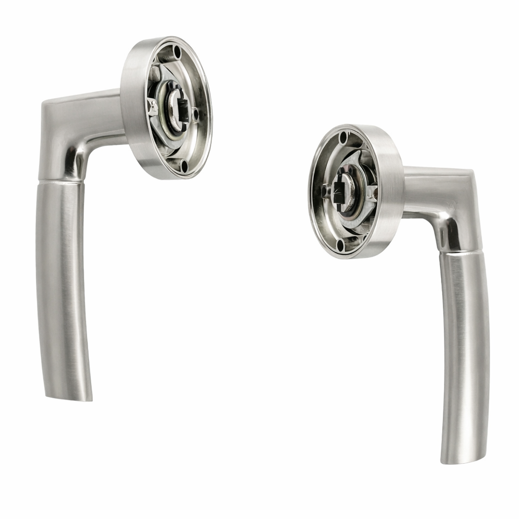 Poignée de porte Belenus en aluminium avec rosace ronde en finition nickel combinée