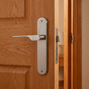 Poignée modèle « 640 » avec plaque ovale pour portes en zamak finition nickel satiné avec béquille moderne
