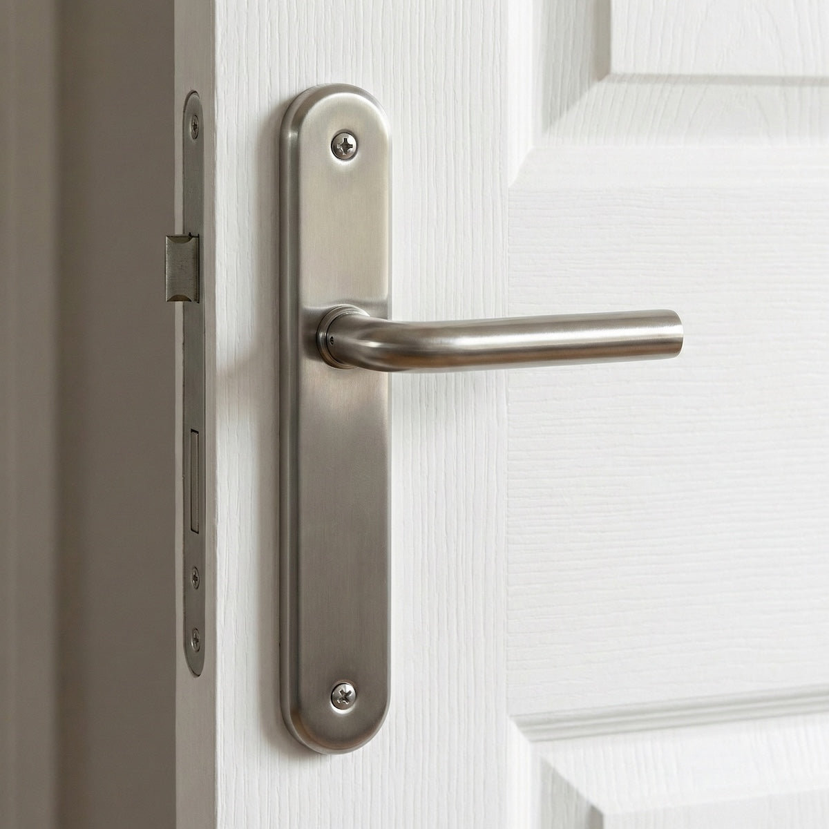 Béquille avec plaque ovale finition nickel satiné pour portes modèle « 6431 »
