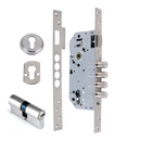 Serrure de sécurité 60mm à têtière plate avec 4 pênes ronds en acier nickel satiné