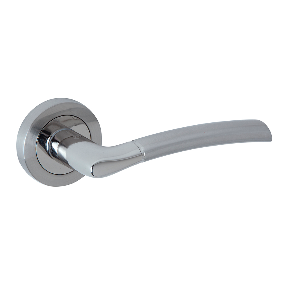 Poignée de porte Belenus en aluminium avec rosace ronde en finition nickel combinée