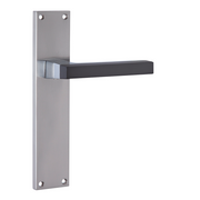Poignée de porte modèle '848' en zamak avec plaque rectangulaire, finition bicolore graphite