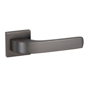 Béquille de porte en zamak modèle 710 avec rosace carrée finition graphite