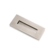 Poignée nickelée rectangulaire 3790 de 155x73mm à encastrer dans les meubles et armoires